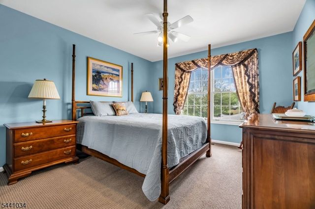 115 Sturbridge Cir, Wayne Twp., NJ 07470