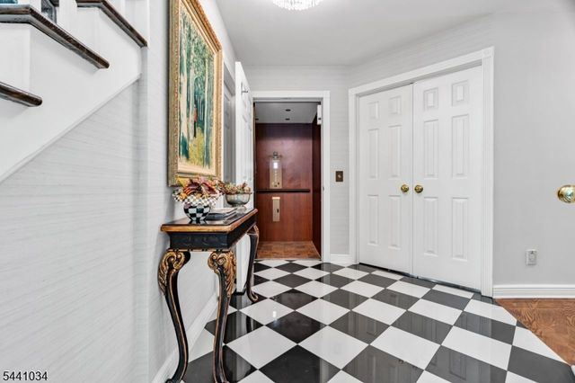 115 Sturbridge Cir, Wayne Twp., NJ 07470