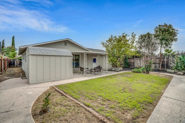 628 Nightingale St, Livermore, CA 94551