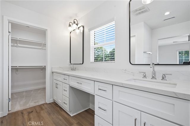 872 W Walnut Avenue A, Monrovia, CA 91016