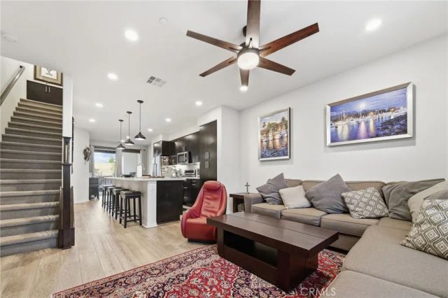 2471 S Tapestry, Anaheim, CA 92802