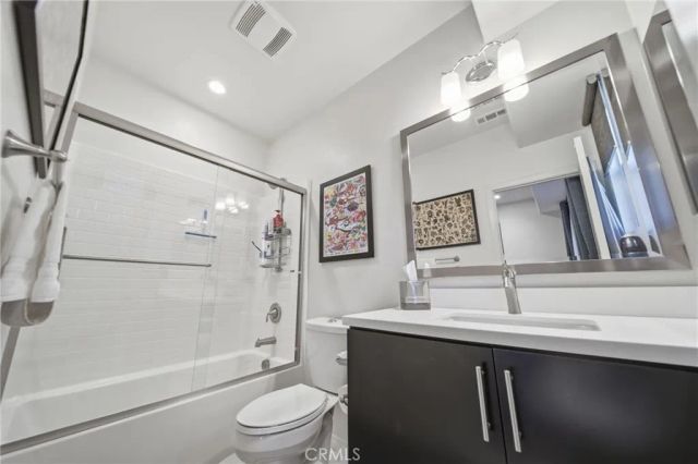 2471 S Tapestry, Anaheim, CA 92802