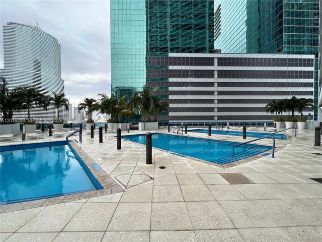 200 Biscayne Boulevard Way 3106, Miami, FL 33131