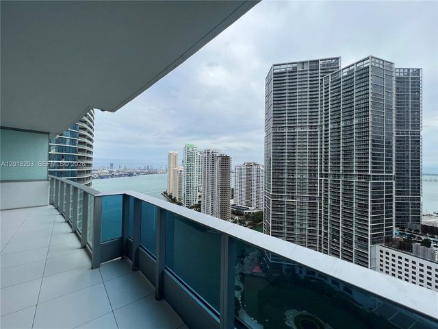 200 Biscayne Boulevard Way 3106, Miami, FL 33131