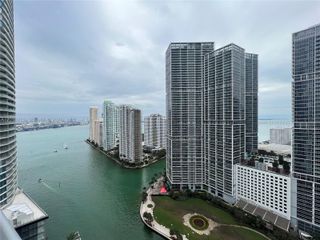 200 Biscayne Boulevard Way 3106, Miami, FL 33131