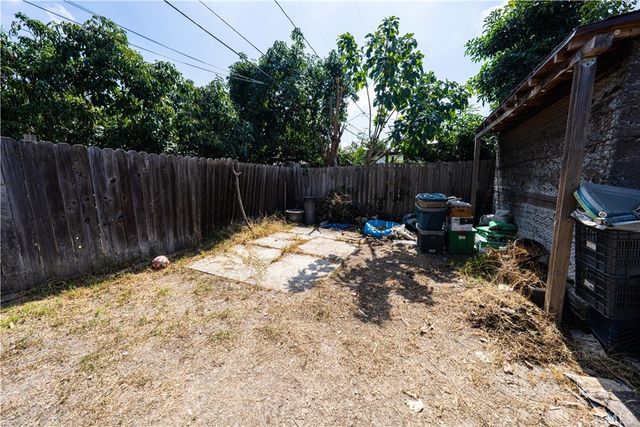 2125 Rousselle, Santa Ana, CA 92707