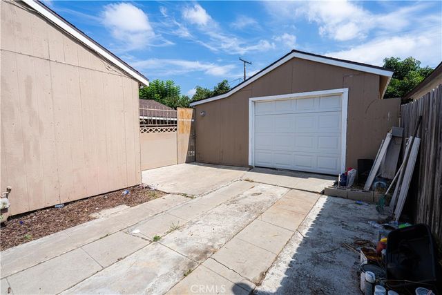 2125 Rousselle, Santa Ana, CA 92707