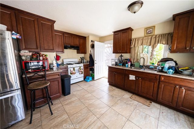 2125 Rousselle, Santa Ana, CA 92707