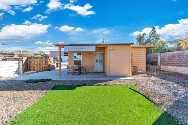 235 Zinc Street, Henderson, NV 89015