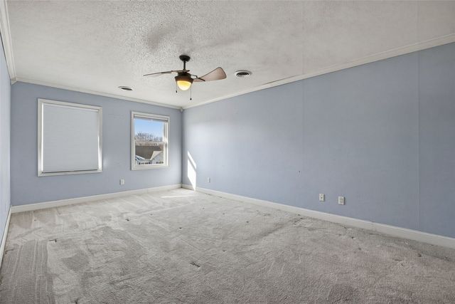 602 Plum Street, Solon, IA 52333