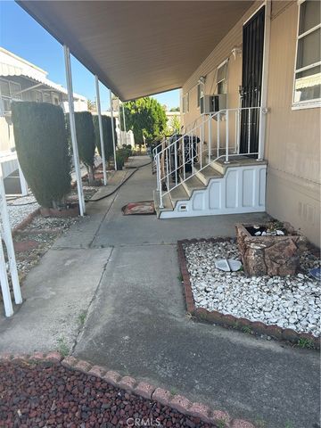301 E Foothill Boulevard 101, Pomona, CA 91767