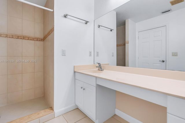 1534 NW 45th St, Deerfield Beach, FL 33064