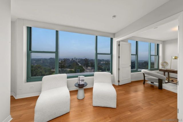 2500 6th Ave. PH5, San Diego, CA 92103