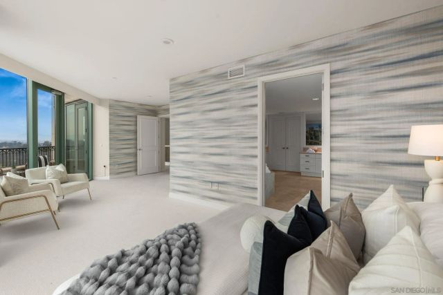 2500 6th Ave. PH5, San Diego, CA 92103