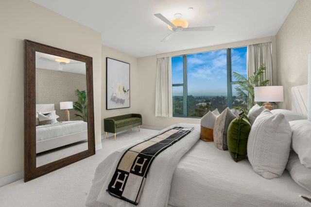 2500 6th Ave. PH5, San Diego, CA 92103