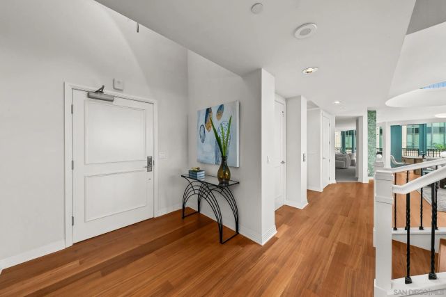 2500 6th Ave. PH5, San Diego, CA 92103