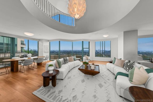 2500 6th Ave. PH5, San Diego, CA 92103