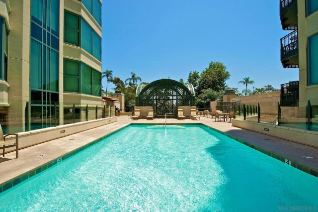 2500 6th Ave. PH5, San Diego, CA 92103