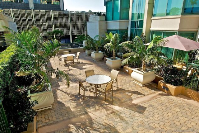 2500 6th Ave. PH5, San Diego, CA 92103