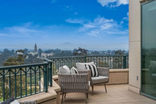 2500 6th Ave. PH5, San Diego, CA 92103