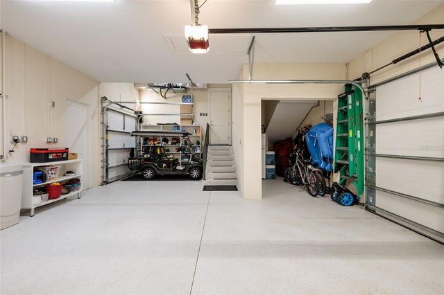 125 ALMEDO WAY WAY NE, St Petersburg, FL 33704