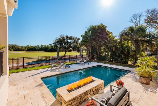 125 ALMEDO WAY WAY NE, St Petersburg, FL 33704