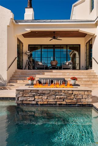 125 ALMEDO WAY WAY NE, St Petersburg, FL 33704