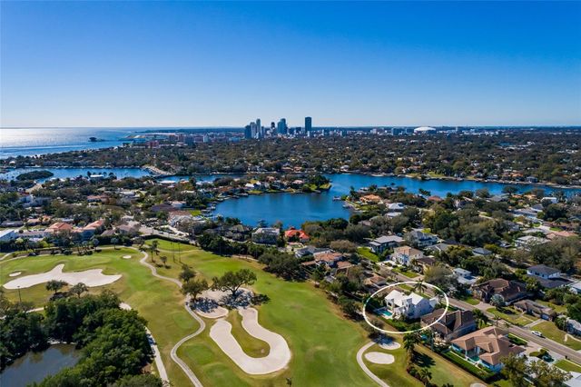 125 ALMEDO WAY WAY NE, St Petersburg, FL 33704