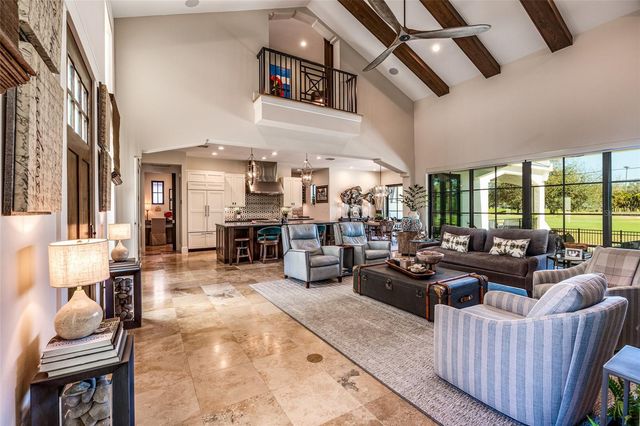 125 ALMEDO WAY WAY NE, St Petersburg, FL 33704