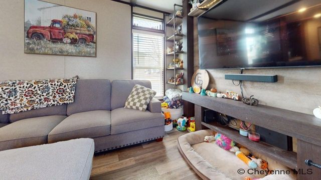 609 LITTLE VALLEY TRL, Cheyenne, WY 82007