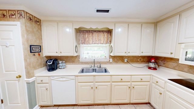 442 Hicks Road, Dothan, AL 36303
