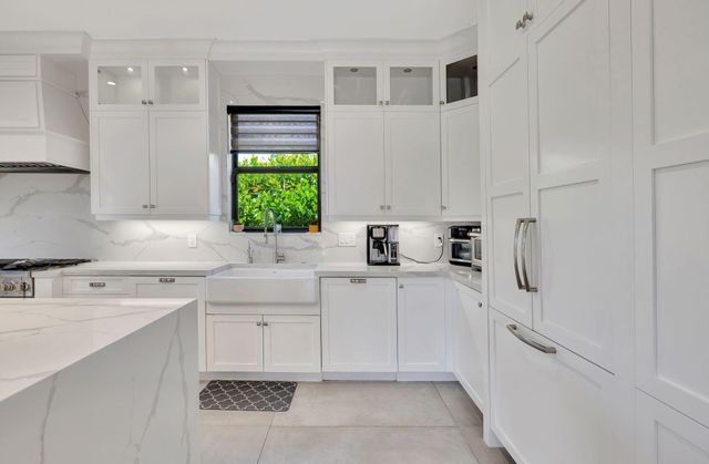 832 SW 34th Avenue, Boynton Beach, FL 33435