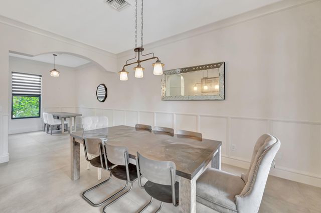 832 SW 34th Avenue, Boynton Beach, FL 33435