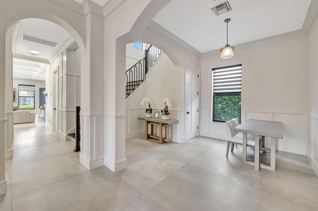 832 SW 34th Avenue, Boynton Beach, FL 33435