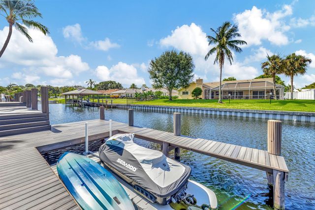 832 SW 34th Avenue, Boynton Beach, FL 33435