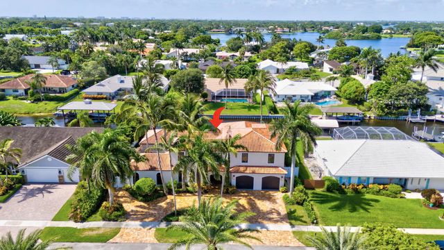 832 SW 34th Avenue, Boynton Beach, FL 33435