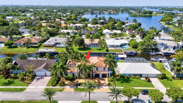 832 SW 34th Avenue, Boynton Beach, FL 33435