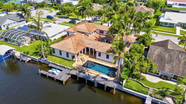 832 SW 34th Avenue, Boynton Beach, FL 33435