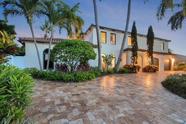 832 SW 34th Avenue, Boynton Beach, FL 33435