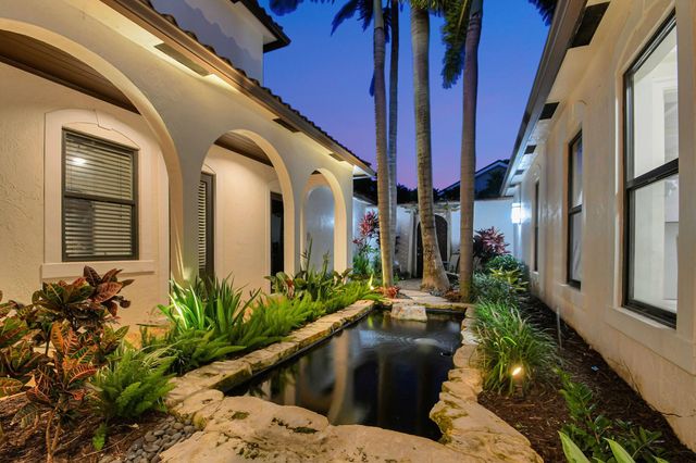 832 SW 34th Avenue, Boynton Beach, FL 33435