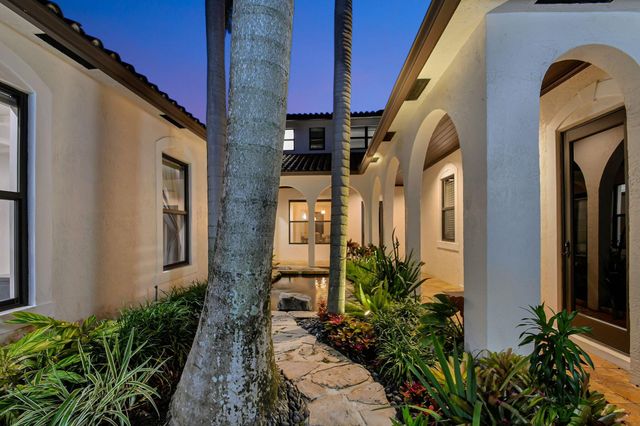 832 SW 34th Avenue, Boynton Beach, FL 33435