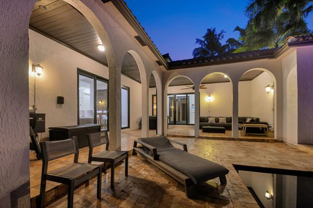 832 SW 34th Avenue, Boynton Beach, FL 33435