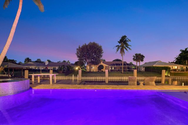 832 SW 34th Avenue, Boynton Beach, FL 33435