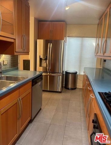 1940 N Highland Avenue 81, Los Angeles, CA 90068