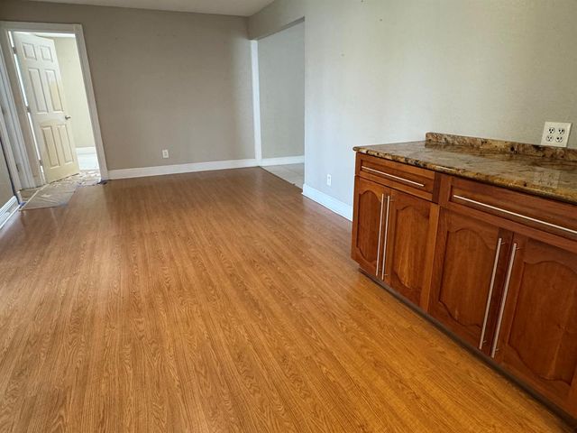 2180 NW 93rd Avenue, Pembroke Pines, FL 33024