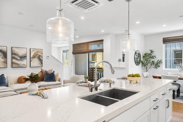 16015 Bartlett Court, Los Gatos, CA 95032