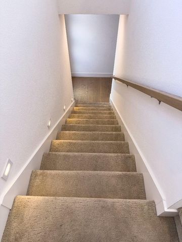 16015 Bartlett Court, Los Gatos, CA 95032