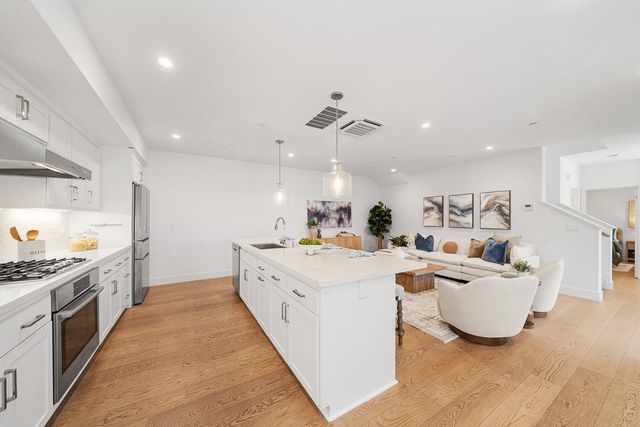 16015 Bartlett Court, Los Gatos, CA 95032