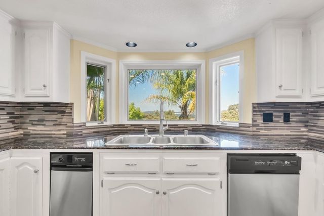 2044 Lockridge Pl, El Dorado Hills, CA 95762