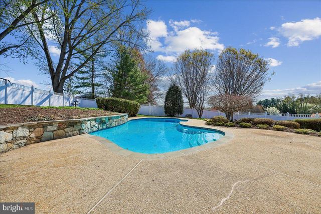 15200 COUNTRY GLEN CT, Darnestown, MD 20878